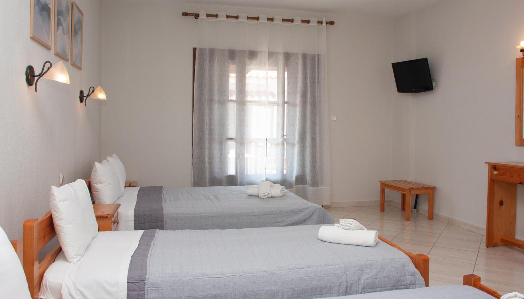 Aris Junior Studios Neo Klima Skopelos Esterno foto
